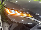 【LEDヘッドライト】悪天候や夜間走行時も良好な視界を確保し安心して運転できる高輝度LEDヘッドライトを装備!点灯速度が早く、消費電力も抑えられています。