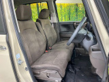 運転席シート廻りは使用感も少なく、良好な状態となっています。丁寧に使われていたことがよくわかりますね。