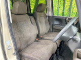 ドライバーによって運転しやすいポジションは異なり、あの車はどうなのか不安なこともありますよね。気になるお車は店頭で乗り込んでご確認いただけます♪