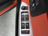 運転席から操作可能なパワーウィンドウ!
