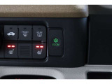 ECONボタンで低燃費モードに☆☆☆ECONスイッチを上手に使ってエコドライブ♪♪環境にもお財布にも優しい装備です☆☆☆