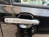 ☆お車についた傷やヘコミ、事故の修理もハヤシにお任せください。自社鈑金工場で修理ができますの安心です☆