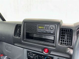 天候・交通情報収集の必需品。AM・FMラジオ付き。