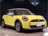 BMW認定中古車は第三者品質評価制度も採用しております。AIS方式による車両品質評価制度も導入し公平な車両コンデション評価を行うことにより車両品質の透明性を高めると同時に更なる信頼と安心をお届けします