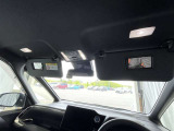 運転席・助手席にはバニティミラー付き♪身だしなみチェックできますよ(^^♪
