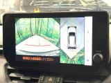 【パノラミックビューモニター】専用のカメラにより、上から見下ろしたような視点で360度クルマの周囲を確認することができます☆死角部分も確認しやすく、狭い場所での切り返しや駐車もスムーズに行えます。