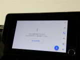 8インチ、ディスプレイオーディオ装着。スマホと通信ができてナビや好きな音楽を楽しめます。
