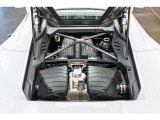V10気筒自然吸気エンジン搭載