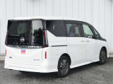 セレナ 1.4 e-POWER ハイウェイスターV 