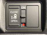 【パワースライドドア】スマートキーや運転席のスイッチでスライドドアの開閉が可能♪電動だから力を入れてドアを開ける必要が無く、小さいお子様でも、重い荷物を持っている時もラクに開け閉めできます♪