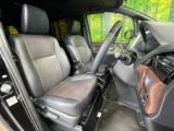 運転席シート廻りは使用感も少なく、良好な状態となっています。丁寧に使われていたことがよくわかりますね。