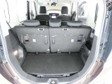広々としたラゲージスペースを備えています。大きなものや長さのある荷物もしっかりと積み込めます。