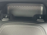 ★シートヒーター★運転席・助手席に装備!座面と背もたれを素早く温めます!