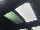 アウトランダー PHEV 2.4 P 4WD 本革シート