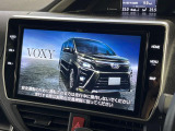 【大画面ナビ】人気の大型10インチナビを装備。存在感のある大画面はインパクト大!ナビ利用時のマップ表示は見やすく、テレビやDVDは臨場感がアップ!いつものドライブがグッと楽しくなります♪