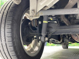 お車を安心してお乗りいただく為には、足回りの定期点検が欠かせません。サービスサポート(有償保証)では無料点検もご提供しており、安心のカーライフをお過ごしいただけるサポート体制が整っています。