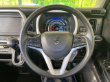 【ステアリングスイッチ】運転中、前方から目線をそらすことなく、オーディオ等の操作が可能な便利機能!安心&快適なドライブを演出してくれます♪