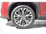 トヨタ認定中古車保証付!(1年間、距離無制限 HV車はHV保証付) 別途延長保証もご用意しております♪ ぜひ現車を確認にご来店ください