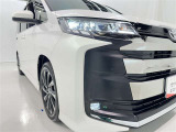 フォグランプ装着車です。暗い夜道の車両前方を明るく照らします