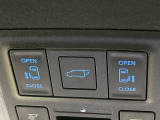 【パワーバックドア】スマートキーや運転席のボタンを押すだけでリアゲートが自動で開閉します!荷物を持っている時や、高い位置にあるバックドアを閉める際に便利な機能です♪