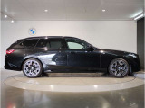 BMWでは重量配分にもこだわりがあり、FRモデルでは50:50とFFモデルでも60:40と前後の重量バランスにこだわり、軽快なハンドリングを実現しております。
