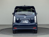 現車を確認できる方へ販売いたします。当社サービススタッフにて純正部品を使い点検整備を実施し、その後、ご納車させていただきますのでご安心してご利用いただけます。