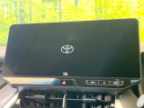 【12.3インチワイドナビ】高級感とインパクトのある大型ワイドナビを装備。各種オーディオ操作はもちろん、横長ワイド画面でのマップ2分割表示など、利便性も高いナビです♪