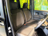 運転席シート廻りは使用感も少なく、良好な状態となっています。丁寧に使われていたことがよくわかりますね。