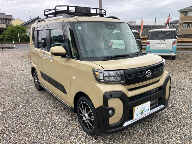 タント ファンクロス 4WD