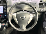 【純正革巻きステアリング】上質な革を使用することで、手にしっかり馴染みとても運転しやすいハンドルです♪