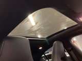 サンルーフが装備されている場合の車両は、開放感がありドライブを楽しくさせてくれます!!