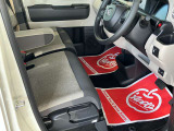 運転者にとっては日々使用することとなる運転席です。運転席が快適だと運転に集中することができますね。
