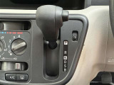 ハンドルに近い位置で、運転席からも見やすく操作しやすい ☆★インパネシフト★☆ どのギアに入っているか一目瞭然(^^)