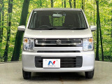 弊社では、全車『修復歴なし』のお車のみ取り扱っております。専任バイヤーによる厳選した仕入れの後、入庫後の車両チェックを行い、ネクステージが認定した高品質な中古車をご提供しております。