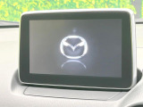 【メーカー純正ナビ】インテリアに溶け込むスタイリッシュな「専用設計」メーカーナビを装備♪視認性や操作性など基本性能にも優れ、より上質なカーライフをお楽しみいただけます。