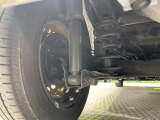 お車を安心してお乗りいただく為には、足回りの定期点検が欠かせません。サービスサポート(有償保証)では無料点検もご提供しており、安心のカーライフをお過ごしいただけるサポート体制が整っています。