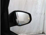 【BSM】ブラインドスポットモニター付き☆車線変更時、死角になり映らない車両を検知!警告してくれます♪