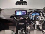 アウトバーンでの走行を見据えたBMWのブレーキシステムはもしもの時にもいち早くマシンを停止してくれます。