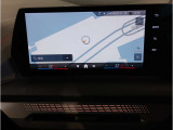 純正HDDナビはワイド画面で視認性も良く、2画面切り替えetc機能も充実しております。