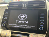 【メーカー純正ナビ】インテリアに溶け込むスタイリッシュな「専用設計」メーカーナビを装備♪視認性や操作性など基本性能にも優れ、より上質なカーライフをお楽しみいただけます。