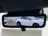 ◆【デジタルインナーミラー】車両後方カメラの映像をルームミラーに映すことが出来ます。 そのため、後席に人や荷物があって後方が見えづらい場合でもしっかり視界を確保することが出来ます。