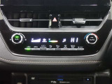 オートエアコンで夏も冬も快適な車内空間を。