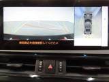 バックガイドモニターで、後方を確認しながら安心して駐車することができます。運転初心者も熟練者も必須の機能ですよ!