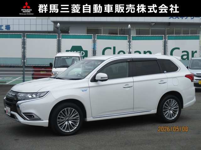 三菱 アウトランダーPHEV 