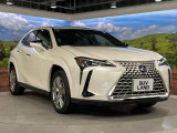 高透明度のガラス皮膜で撥水はもちろん、上質なツヤ・光沢を実現。紫外線や酸性雨から大切な愛車を保護し、色あせ・劣化を防止。「弾スプラッシュコート」、「弾プリミッサコート」からお選びいただけます。
