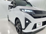 フォグランプ装着車です。暗い夜道の車両前方を明るく照らします