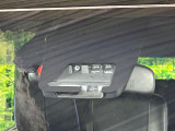 【トヨタセーフティセンス】走行中に前方の車両等を認識し、衝突しそうな時は警報とブレーキで衝突回避と被害軽減をアシスト。より安全にドライブをお楽しみいただけます。