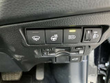 寒冷地仕様です。フロントガラスに熱線が入ってます