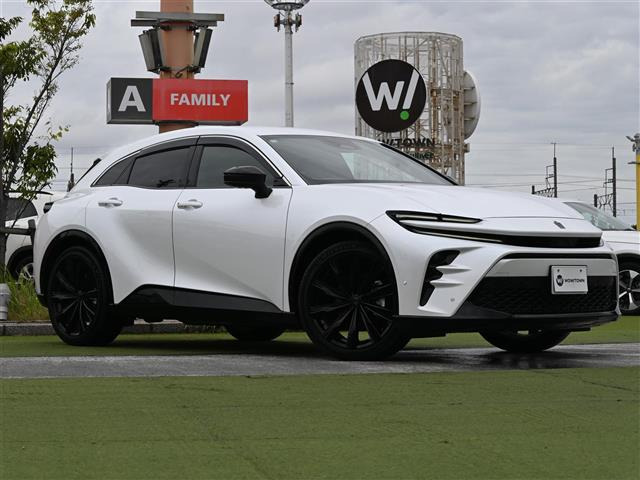 クラウンスポーツ 2.5 Z E-Four 4WD 本革シート