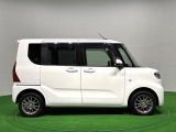 ドアは約90度に開くので荷物も積み込みやすく、乗り降りもしやすい♪ ロングドライブも快適に過ごせる工夫がいっぱいです♪♪